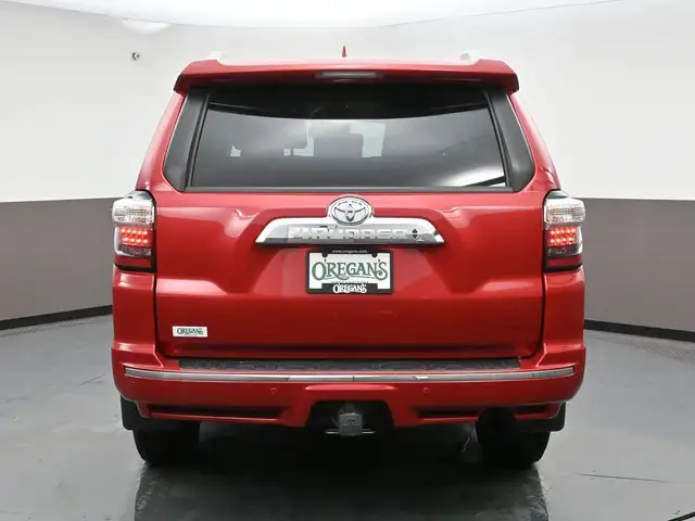 2023 Toyota 4Runner LIMITED Call 902-466-9550 ANDROID AUTO / APP - Photo 33