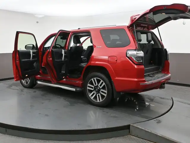 2023 Toyota 4Runner LIMITED Call 902-466-9550 ANDROID AUTO / APP - Photo 57