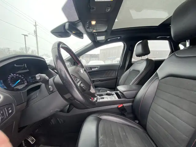 2022 Ford Edge ST LINE - Photo 18