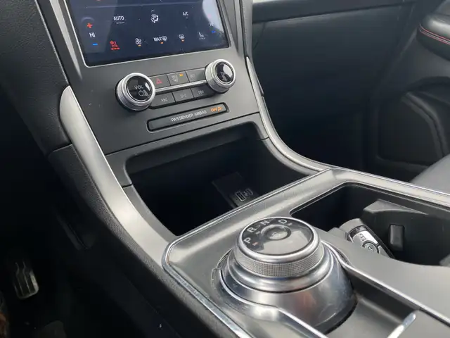 2022 Ford Edge ST LINE - Photo 25