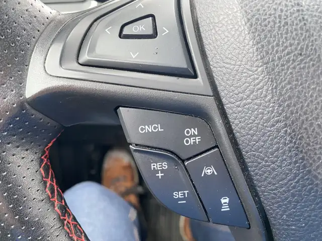 2022 Ford Edge ST LINE - Photo 30