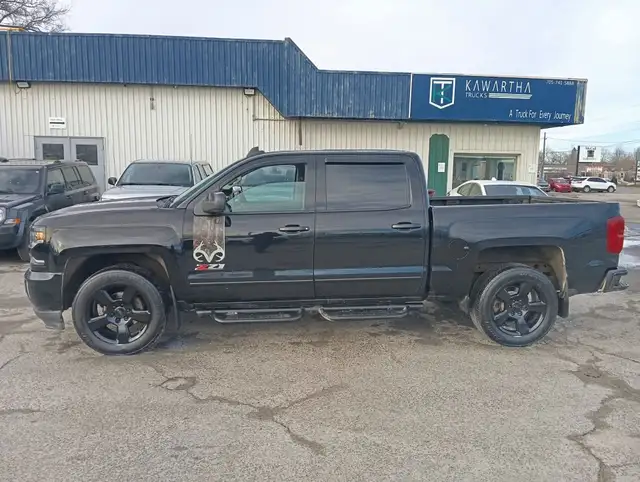 2017 Chevrolet Silverado 1500 - Photo 7
