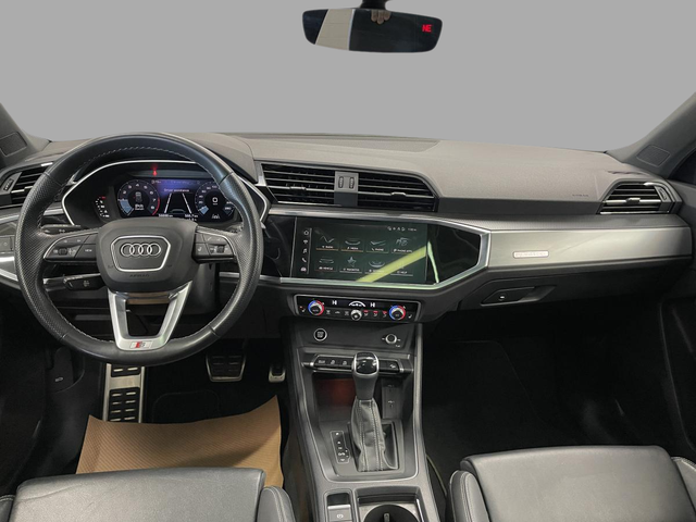 Audi Q3 Progressiv 2024 - Photo 13