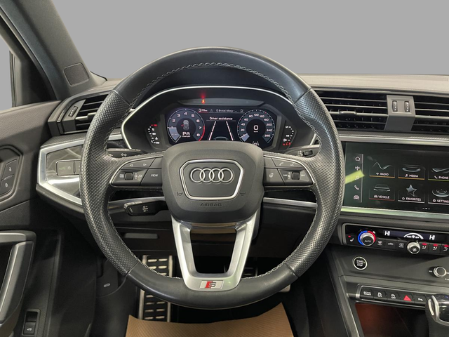 Audi Q3 Progressiv 2024 - Photo 14