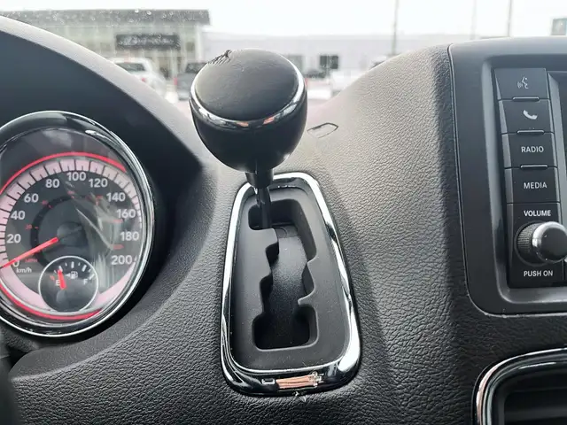 2020 Dodge Grand Caravan Premium Plus Premium Plus | Heated S... - Photo 17