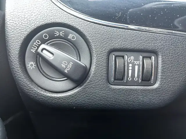 2020 Dodge Grand Caravan Premium Plus Premium Plus | Heated S... - Photo 18