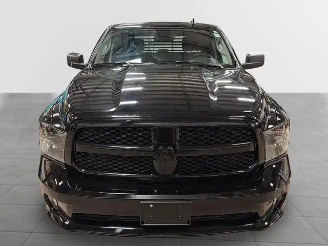 2022 RAM 1500 Classic Tradesman Express | Night Edition | 4X4... - Photo 7
