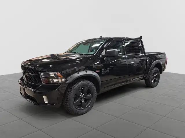 2022 RAM 1500 Classic Tradesman Express | Night Edition | 4X4... - Photo 8