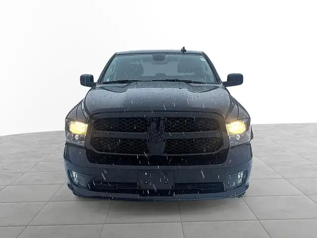 2022 RAM 1500 Classic Tradesman Express | Night Edition | 4X4... - Photo 11