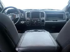 2022 RAM 1500 Classic Tradesman Express | Night Edition | 4X4... - Photo 19