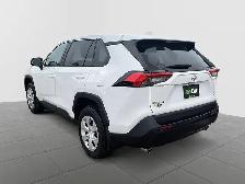 2024 Toyota RAV4 LE LE | Adaptive Cruise | Heated Seats - Photo 4