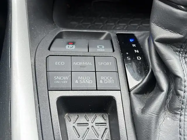 2024 Toyota RAV4 LE LE | Adaptive Cruise | Heated Seats - Photo 16