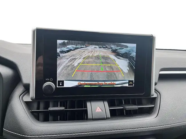 2024 Toyota RAV4 LE LE | Adaptive Cruise | Heated Seats - Photo 18