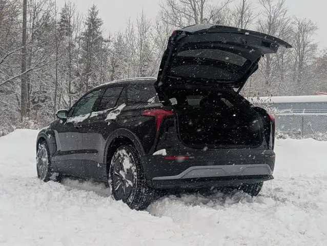 2026 Chevrolet Blazer EV AWD LT- Comfort and Convenience Pkg - Photo 8