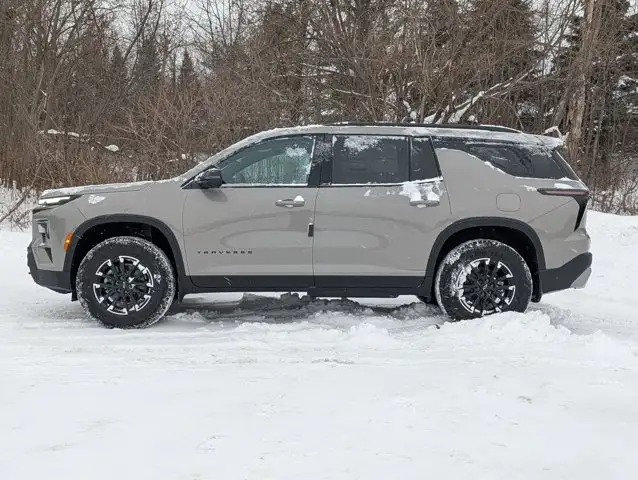 2026 Chevrolet Traverse Z71- Trailering Pkg - Conv Pkg - Used - Photo 4