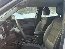 2021 Chevrolet Trailblazer LS- Reverse Camera - Cruise Control - Photo 13