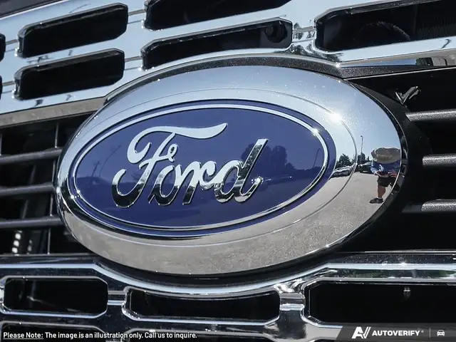 2026 Ford Super Duty F-550 DRW - Photo 8