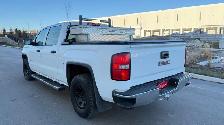 2015 GMC Sierra 1500 Base 4x2 Crew Cab 5.75 ft. box 143.5 in. WB - Photo 5