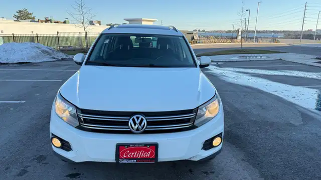 2014 Volkswagen Tiguan Auto, FWD, 2.0L 4cyl, Gas - Photo 4