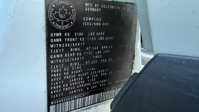 2014 Volkswagen Tiguan Auto, FWD, 2.0L 4cyl, Gas - Photo 13