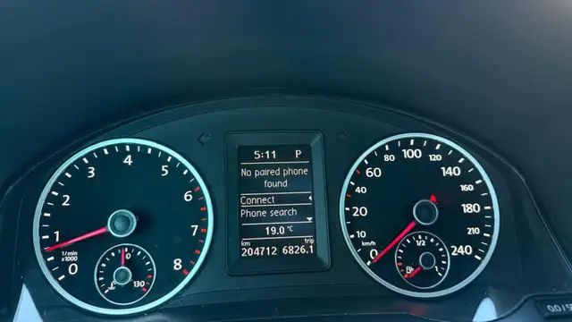 2014 Volkswagen Tiguan Auto, FWD, 2.0L 4cyl, Gas - Photo 21