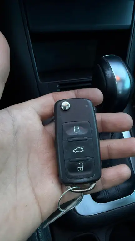 2014 Volkswagen Tiguan Auto, FWD, 2.0L 4cyl, Gas - Photo 23