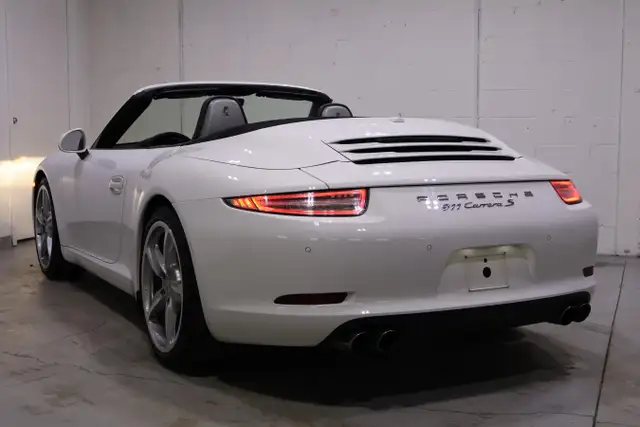 2012 Porsche 911 Carrera S Cabriolet | HIGHLY OPTIONED | LOW KM - Photo 4
