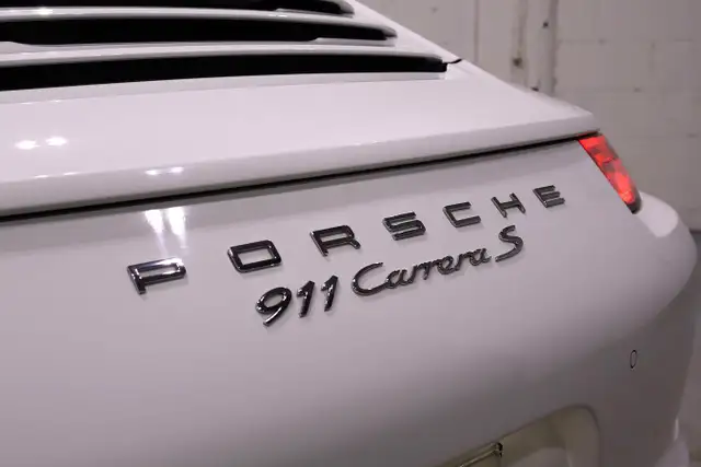 2012 Porsche 911 Carrera S Cabriolet | HIGHLY OPTIONED | LOW KM - Photo 17