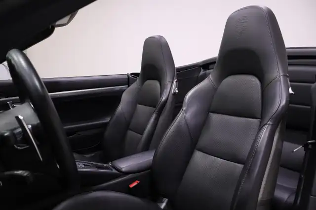 2012 Porsche 911 Carrera S Cabriolet | HIGHLY OPTIONED | LOW KM - Photo 19