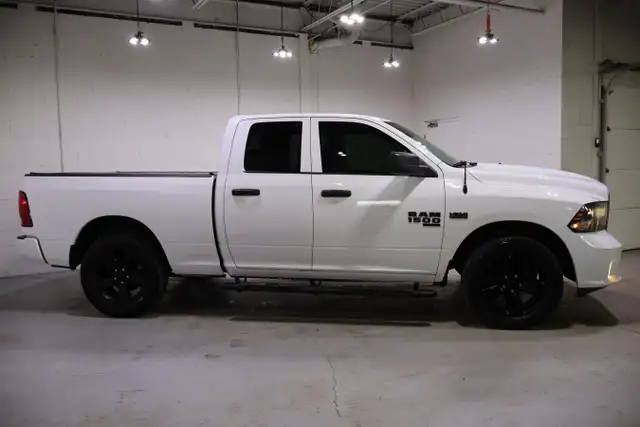 2020 RAM 1500 Classic Express 4x4 Quad Cab 6'4' Box | ONE OWNER - Photo 6