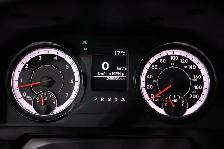 2020 RAM 1500 Classic Express 4x4 Quad Cab 6'4' Box | ONE OWNER - Photo 14