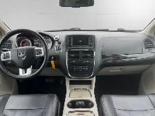 2017 Dodge Grand Caravan CREW | CLEAN CARFAX | LEATHER | BACK-UP - Photo 14