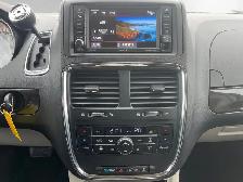 2017 Dodge Grand Caravan CREW | CLEAN CARFAX | LEATHER | BACK-UP - Photo 17