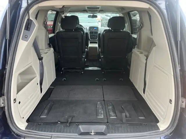 2017 Dodge Grand Caravan CREW | CLEAN CARFAX | LEATHER | BACK-UP - Photo 24