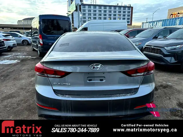2018 Hyundai Elantra SE - Photo 4