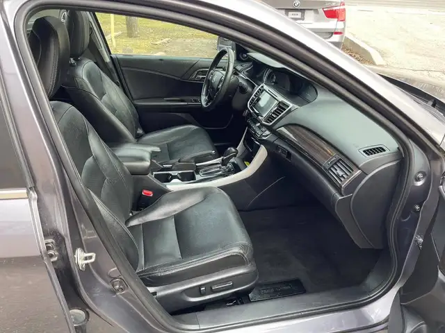 2017 Honda Accord 4dr I4 CVT Touring Leather|Sunroof|Camera|Cert - Photo 9