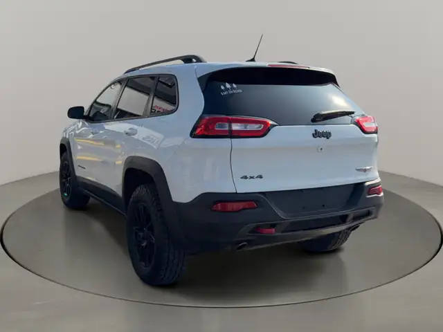 2015 Jeep Cherokee Trailhawk (CERTIFIED) - Photo 3
