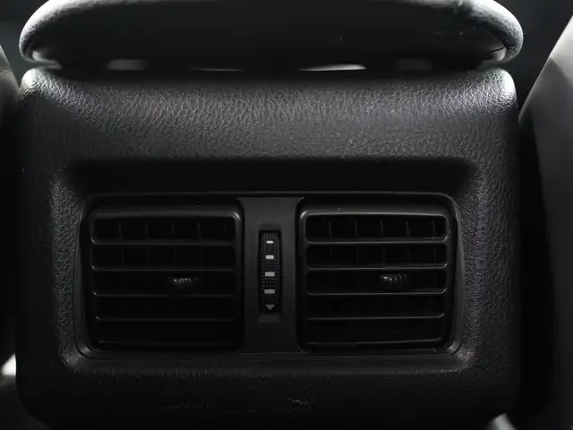 2022 Toyota Camry Hybrid XSE, Sunroof, Back Camera, Alloy Wheels - Photo 34