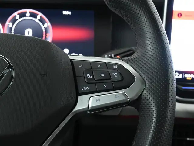 2025 Volkswagen Tiguan Comfortline R-Line R-Line Black Edition N - Photo 15