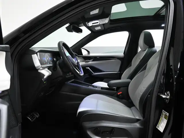 2025 Volkswagen Tiguan Comfortline R-Line R-Line Black Edition N - Photo 22