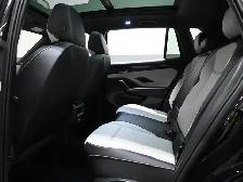 2025 Volkswagen Tiguan Comfortline R-Line R-Line Black Edition N - Photo 23