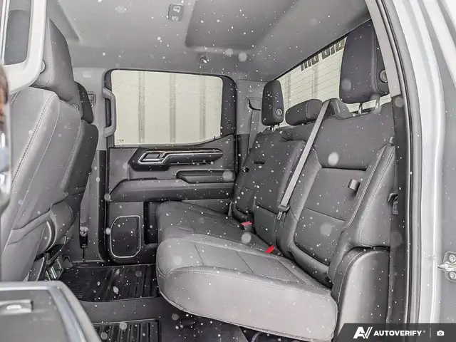 2025 GMC Sierra 1500 - Photo 11