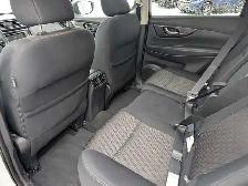 2018 Nissan Rogue - Photo 9