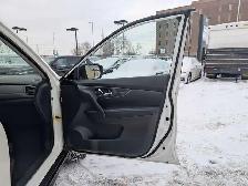 2018 Nissan Rogue - Photo 15