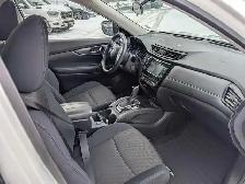 2018 Nissan Rogue - Photo 16