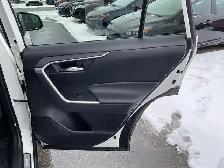 2024 Toyota RAV4 XLE - Photo 20