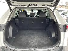 2024 Toyota RAV4 XLE - Photo 21