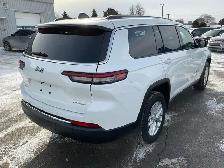 2023 Jeep Grand Cherokee L Laredo - Photo 3