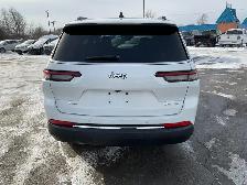 2023 Jeep Grand Cherokee L Laredo - Photo 4