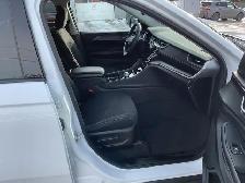 2023 Jeep Grand Cherokee L Laredo - Photo 13